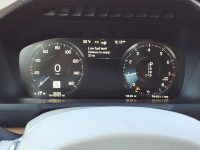 2022 Volvo XC90 Momentum