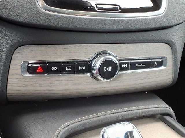 2022 Volvo XC90 Recharge Plug-In Hybrid Inscription