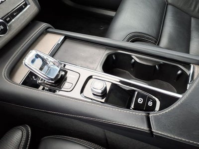 2022 Volvo XC90 Recharge Plug-In Hybrid Inscription