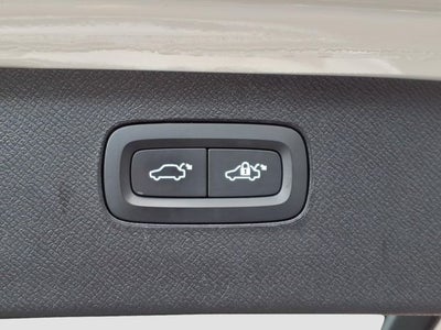 2022 Volvo XC90 Recharge Plug-In Hybrid Inscription