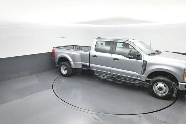 2024 Ford Super Duty F-350 DRW XL