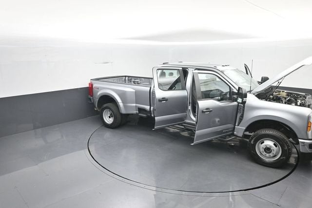 2024 Ford Super Duty F-350 DRW XL