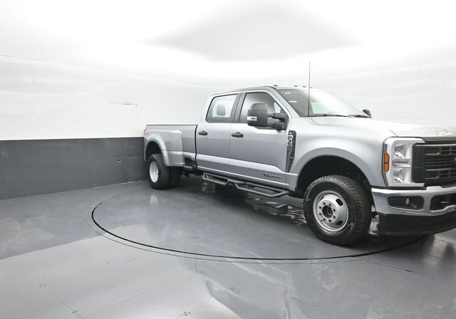 2024 Ford Super Duty F-350 DRW XL