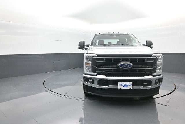 2024 Ford Super Duty F-350 DRW XL
