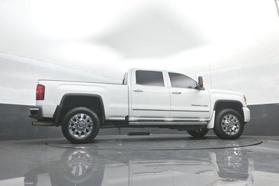 2019 GMC Sierra 2500HD Denali