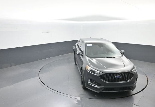 2021 Ford Edge ST