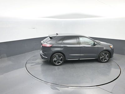 2021 Ford Edge ST