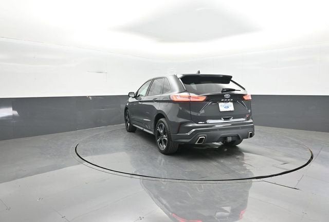 2021 Ford Edge ST