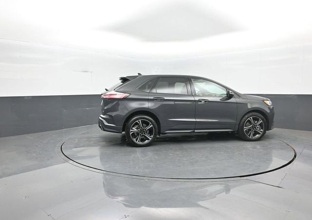 2021 Ford Edge ST