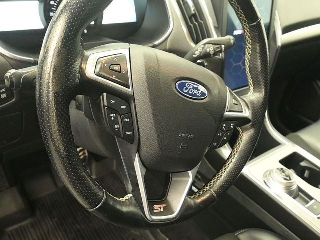 2021 Ford Edge ST
