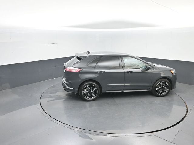 2021 Ford Edge ST