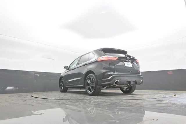 2021 Ford Edge ST