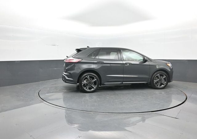 2021 Ford Edge ST