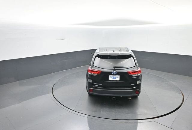 2019 Toyota Highlander Hybrid XLE