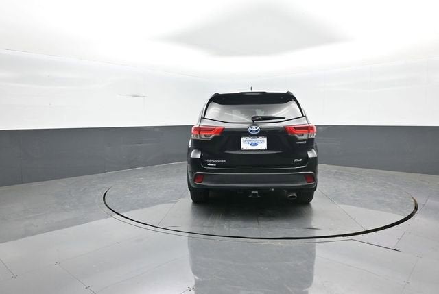 2019 Toyota Highlander Hybrid XLE