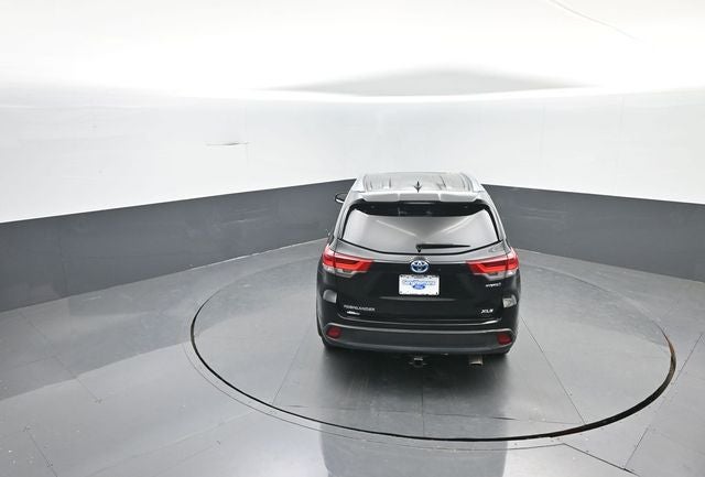 2019 Toyota Highlander Hybrid XLE