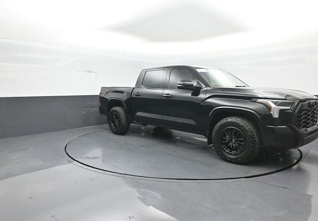 2023 Toyota Tundra 4WD SR5