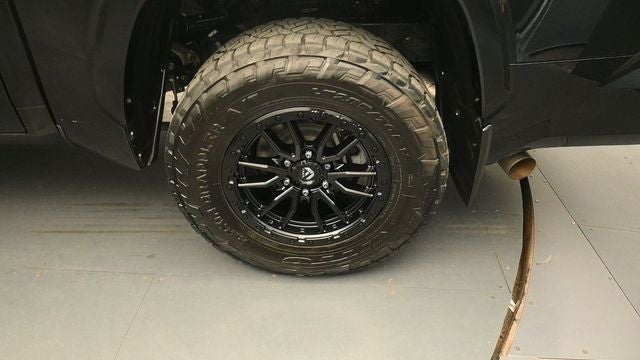 2023 Toyota Tundra 4WD SR5