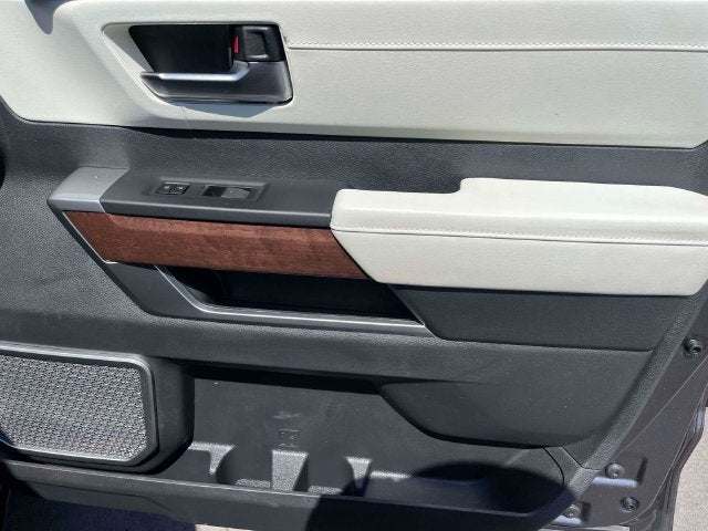 2024 Toyota Sequoia Capstone