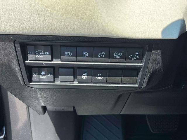 2024 Toyota Sequoia Capstone