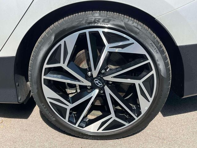 2023 Hyundai IONIQ 6 SEL