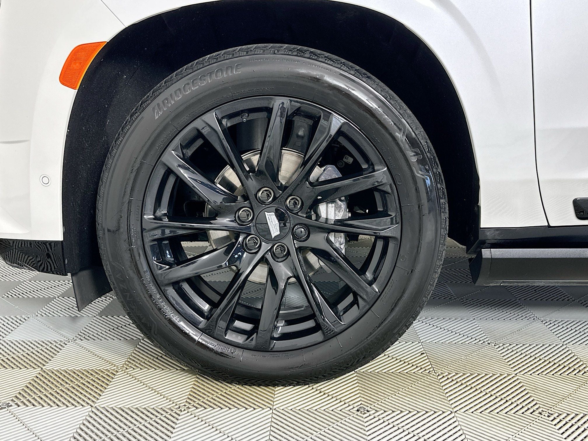 2024 Cadillac Escalade ESV Sport Platinum