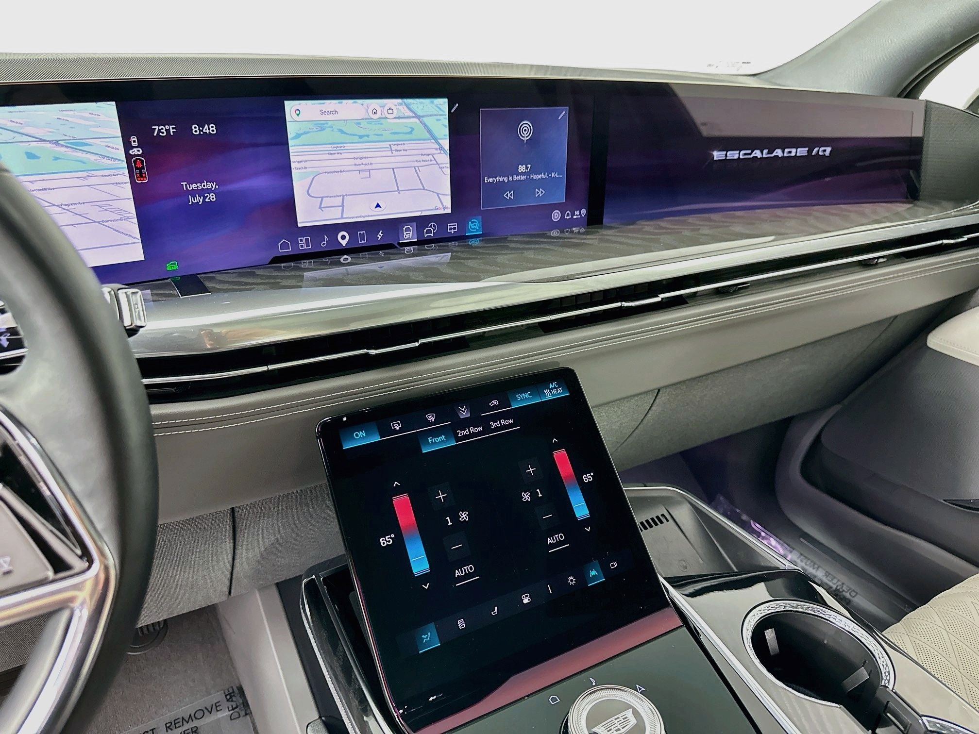 2025 Cadillac ESCALADE IQ Sport 1