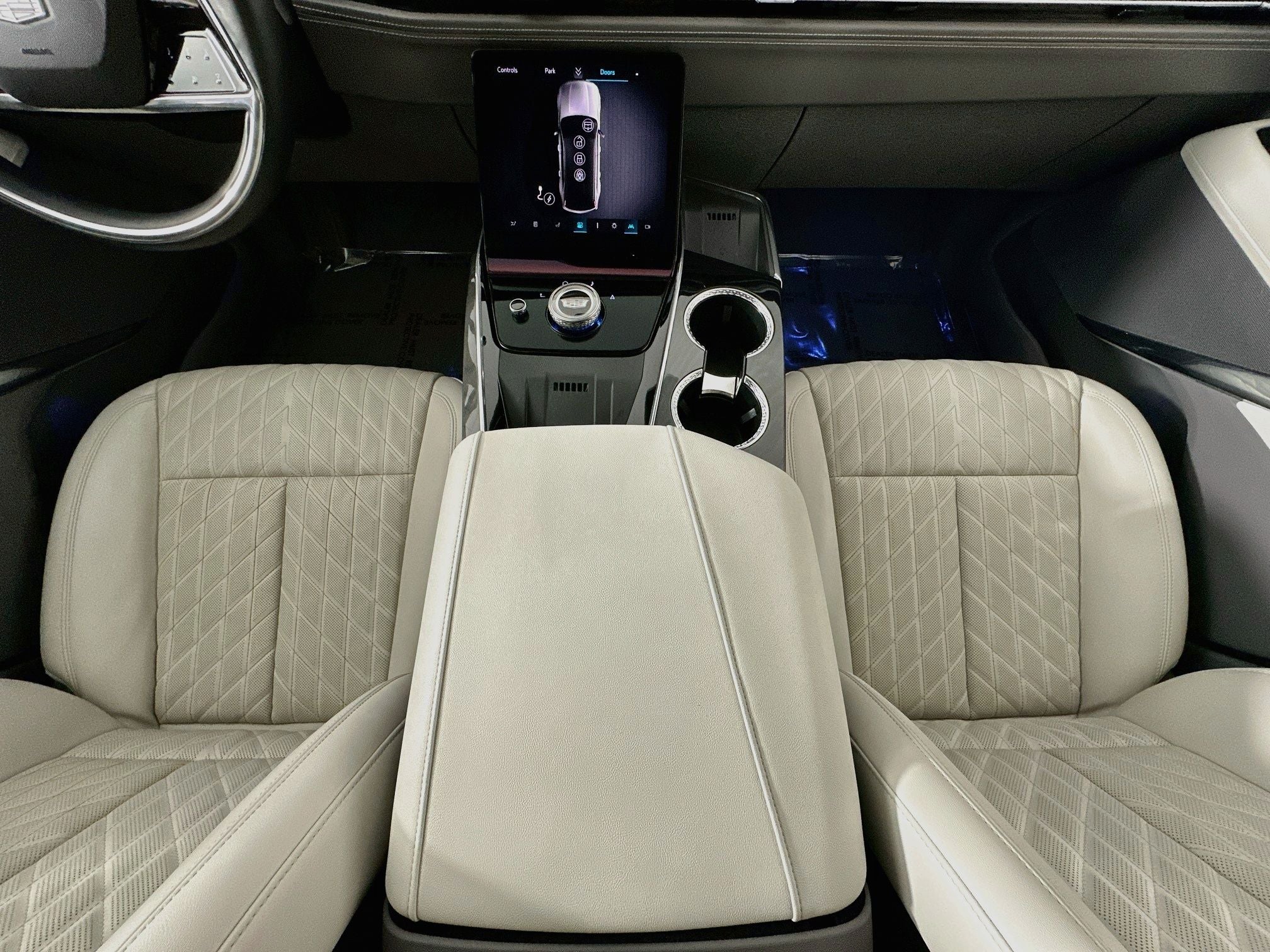 2025 Cadillac ESCALADE IQ Sport 1