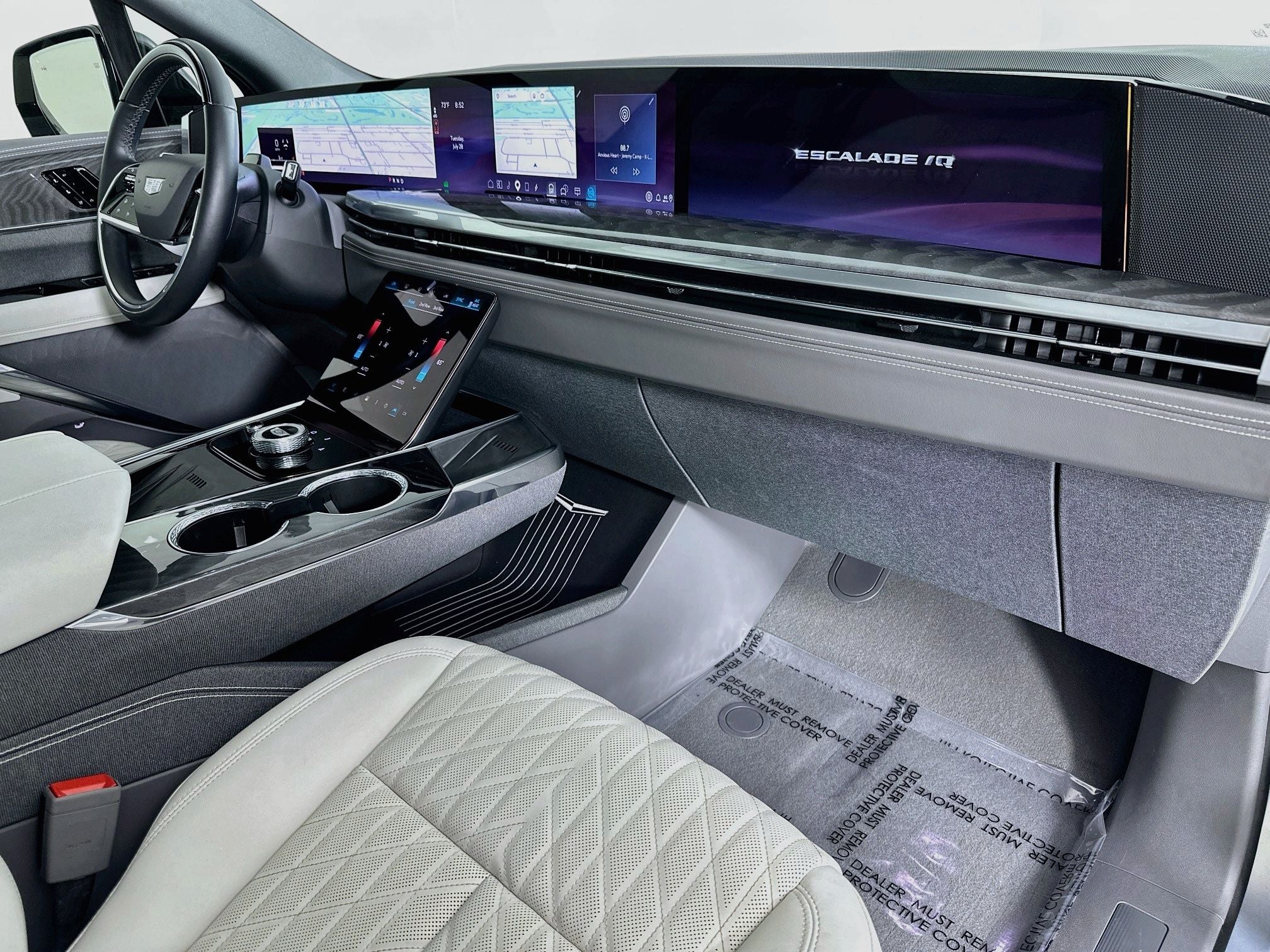 2025 Cadillac ESCALADE IQ Sport 1