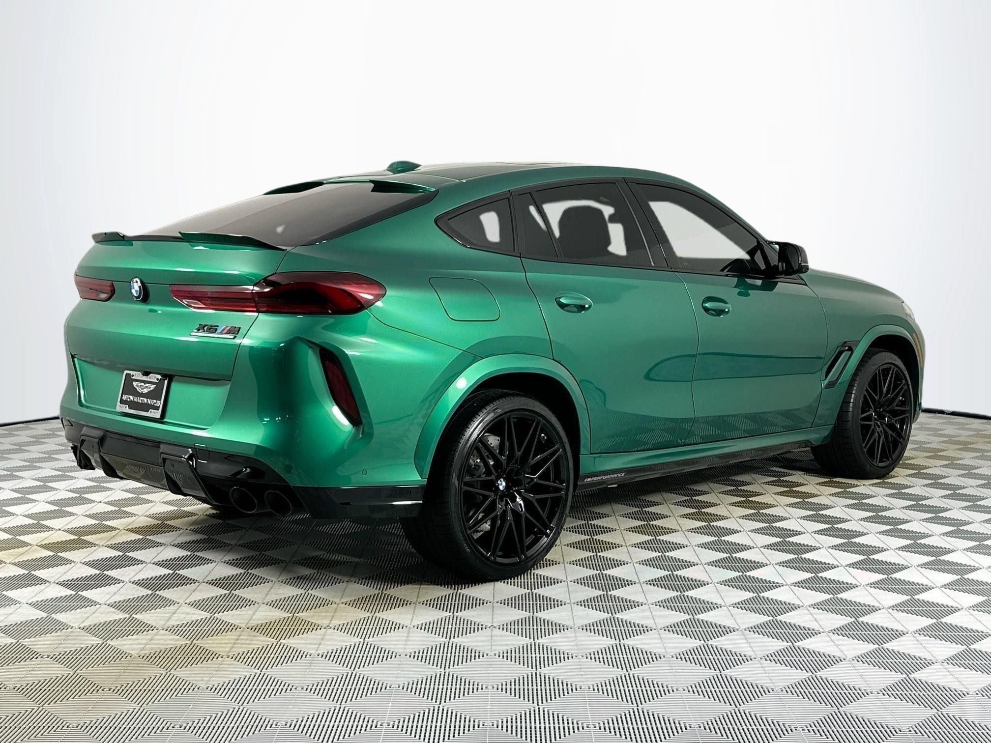 2025 BMW X6 M MP Full Exterior Carbon Pack