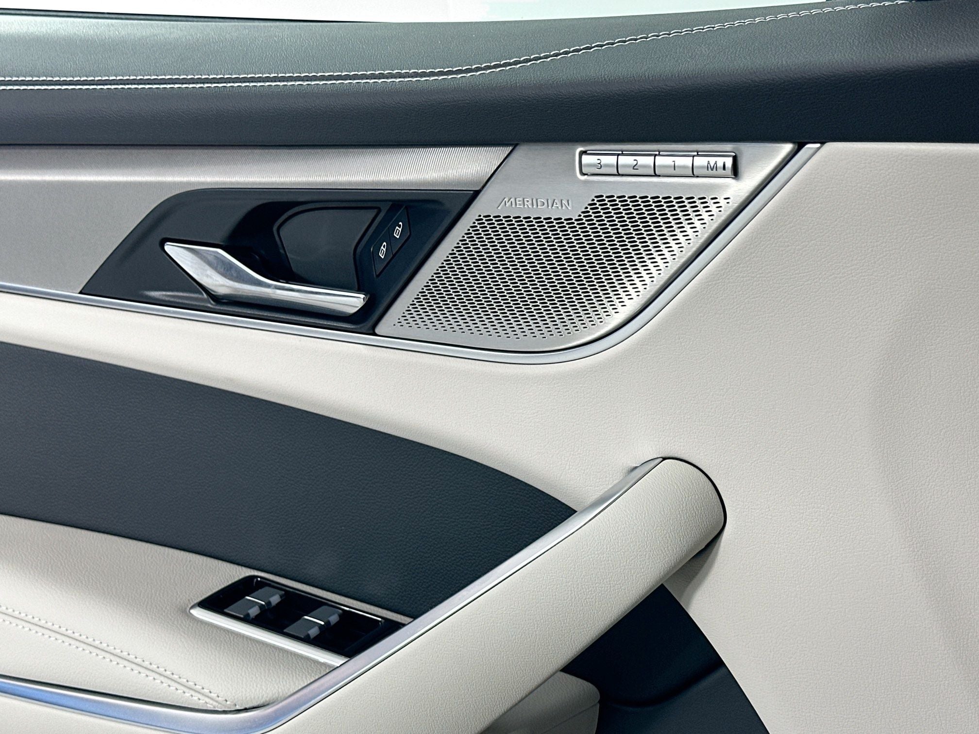 2026 Jaguar F-PACE P250 R-Dynamic S