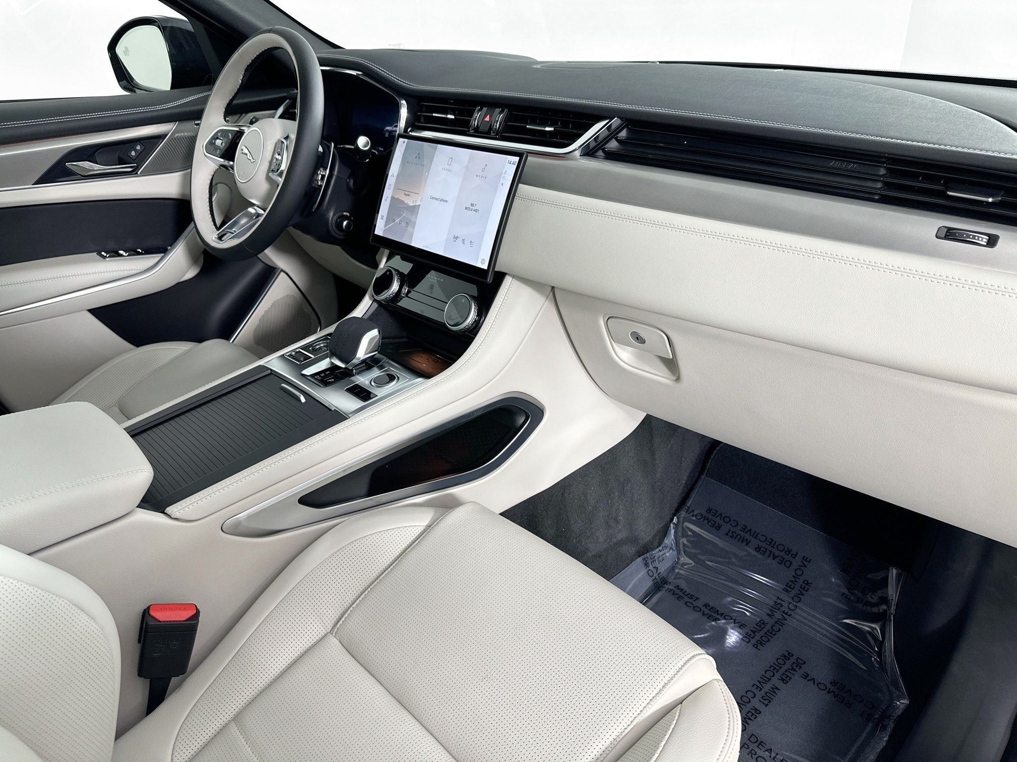 2026 Jaguar F-PACE P250 R-Dynamic S