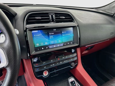 2020 Jaguar F-PACE SVR
