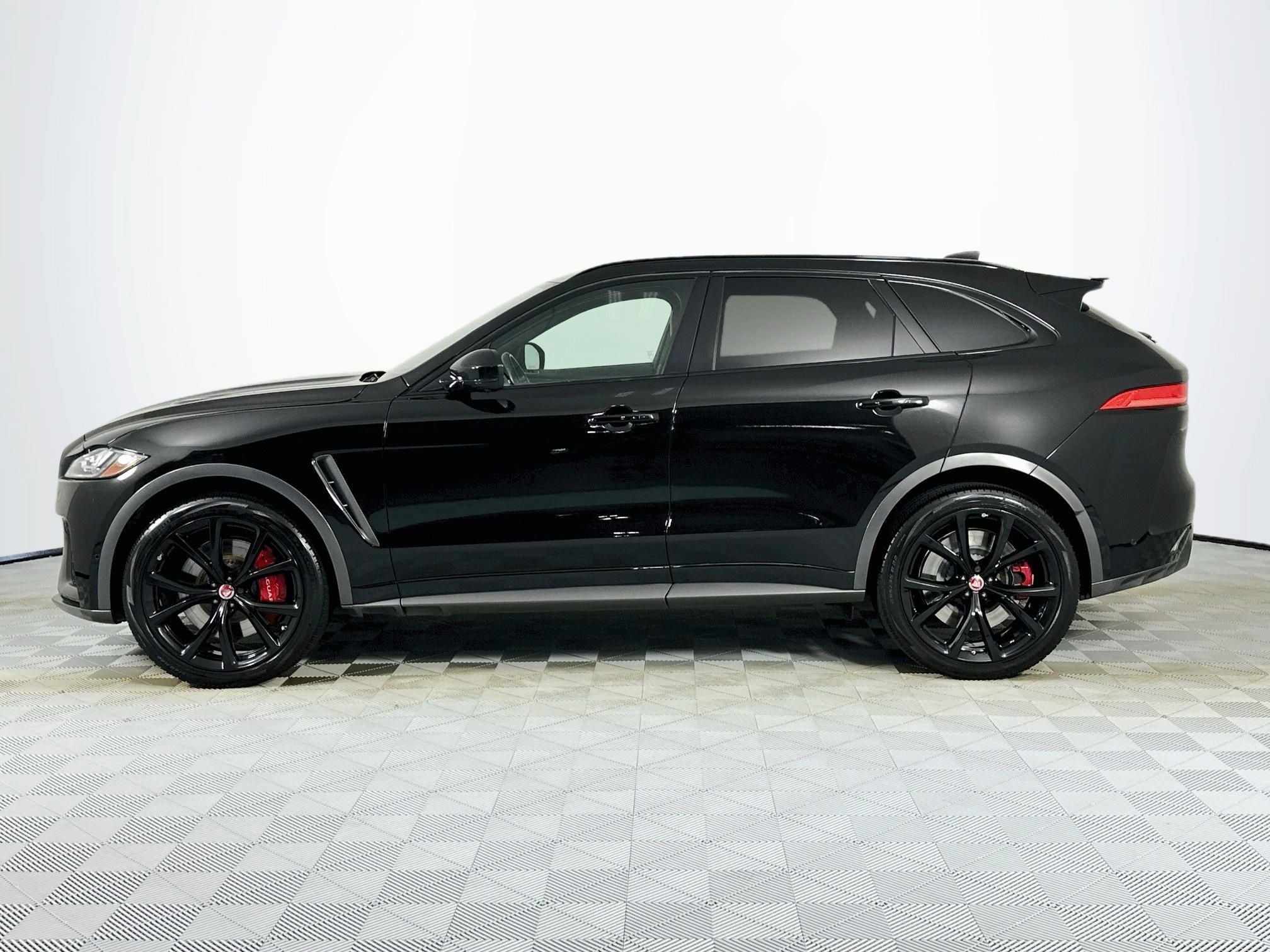 2020 Jaguar F-PACE SVR