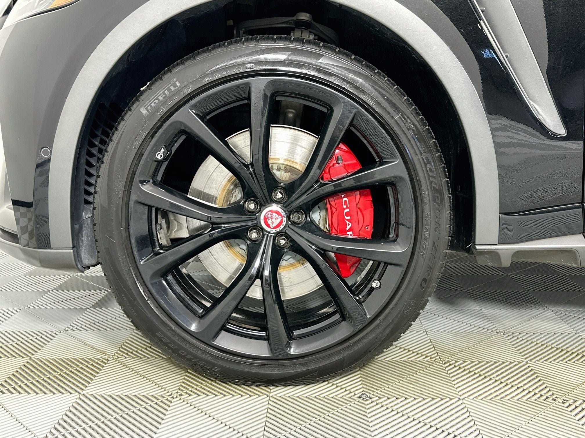2020 Jaguar F-PACE SVR