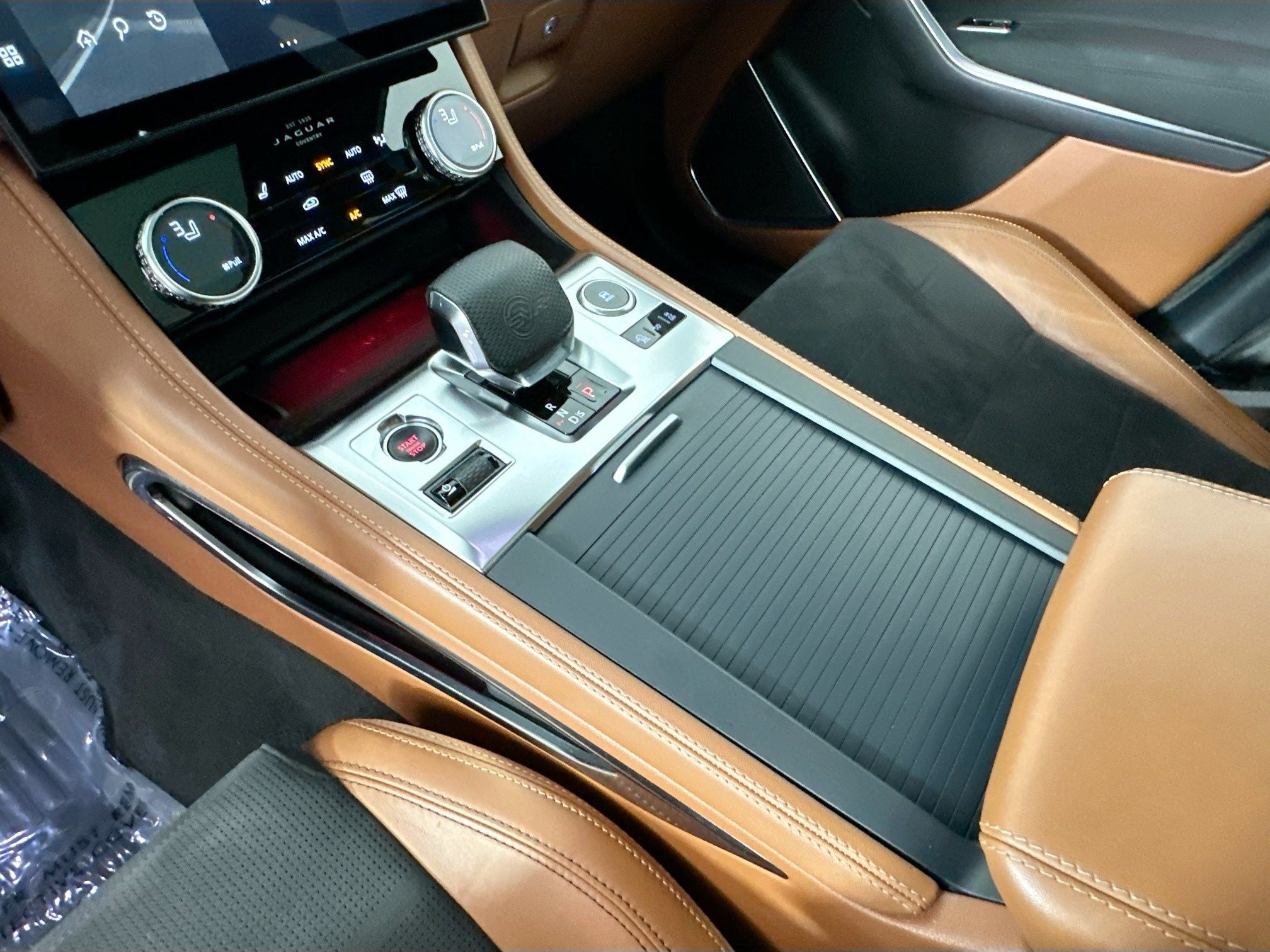 2021 Jaguar F-PACE SVR