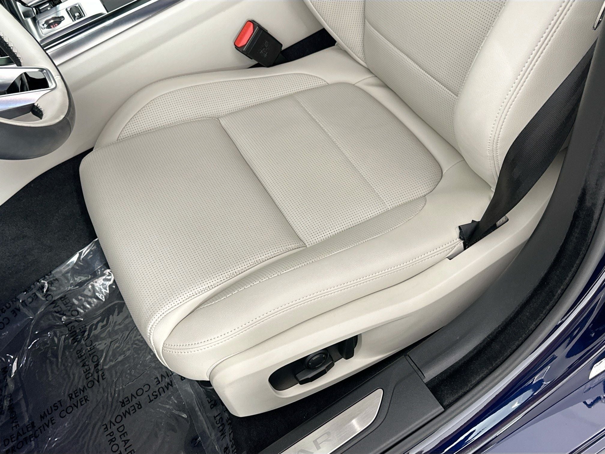 2024 Jaguar XF R-Dynamic SE