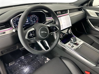 2024 Jaguar XF R-Dynamic SE