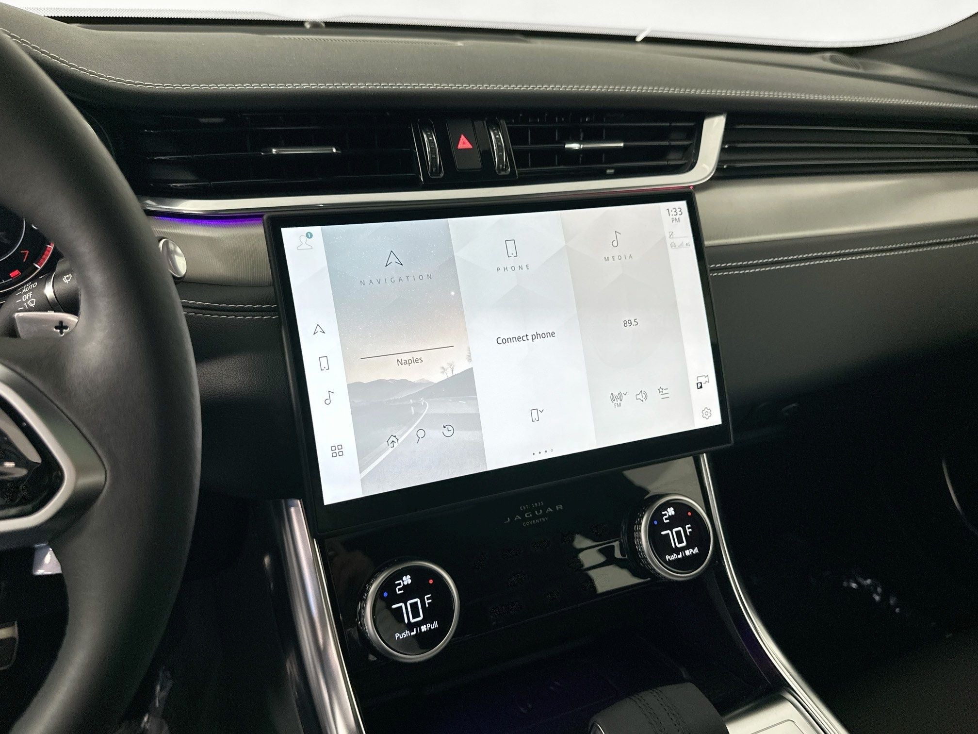 2024 Jaguar XF R-Dynamic SE