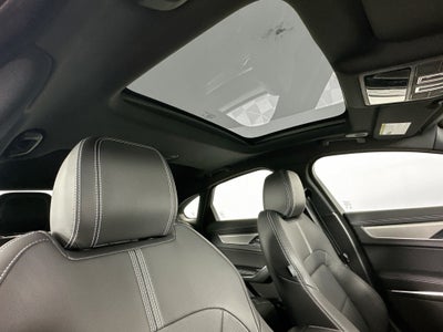 2024 Jaguar XF R-Dynamic SE