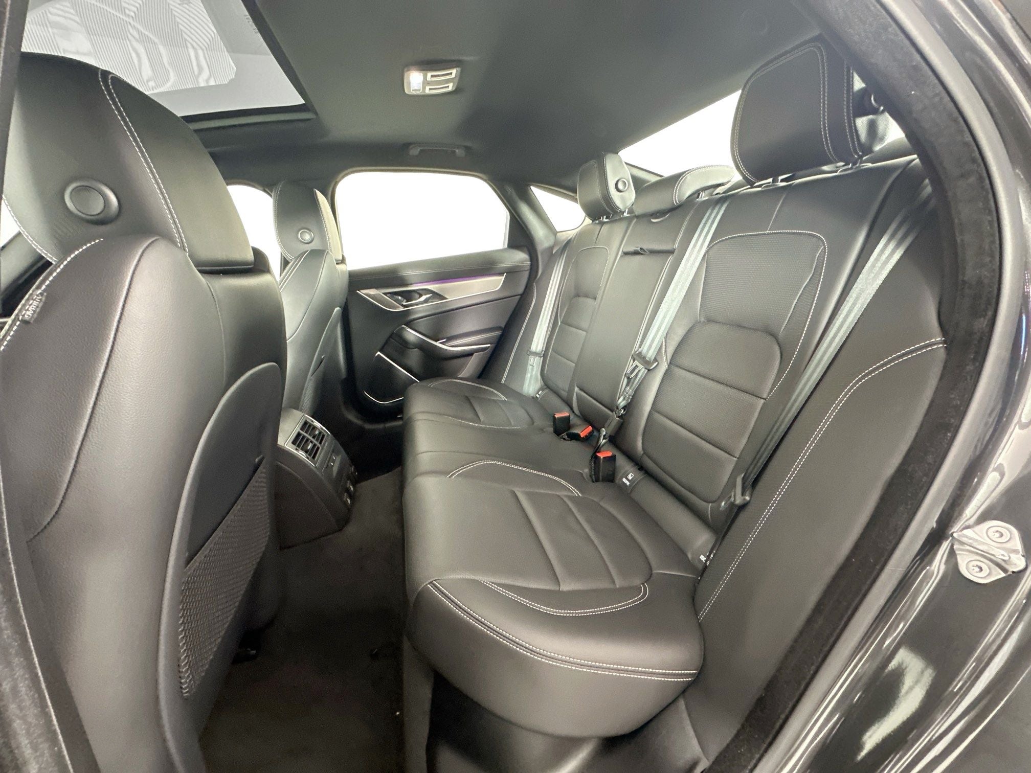 2024 Jaguar XF R-Dynamic SE