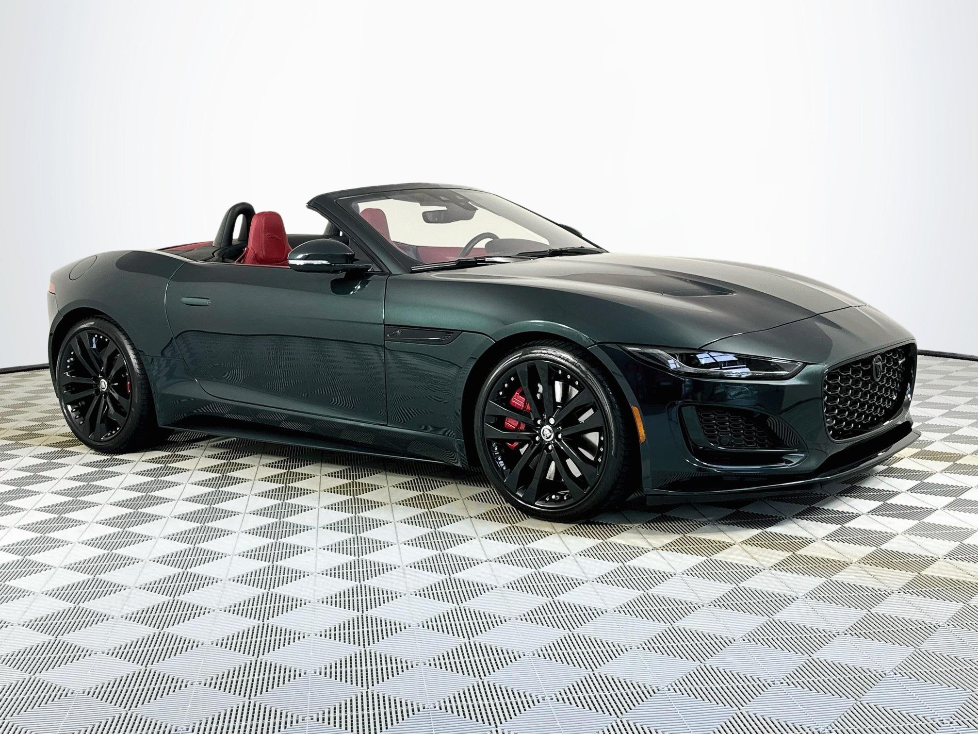 2024 Jaguar F-TYPE R-Dynamic