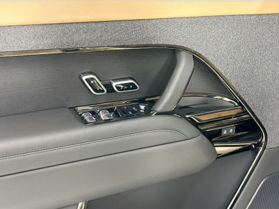 2025 Land Rover Range Rover Sport Plug-in Hybrid Autobiography