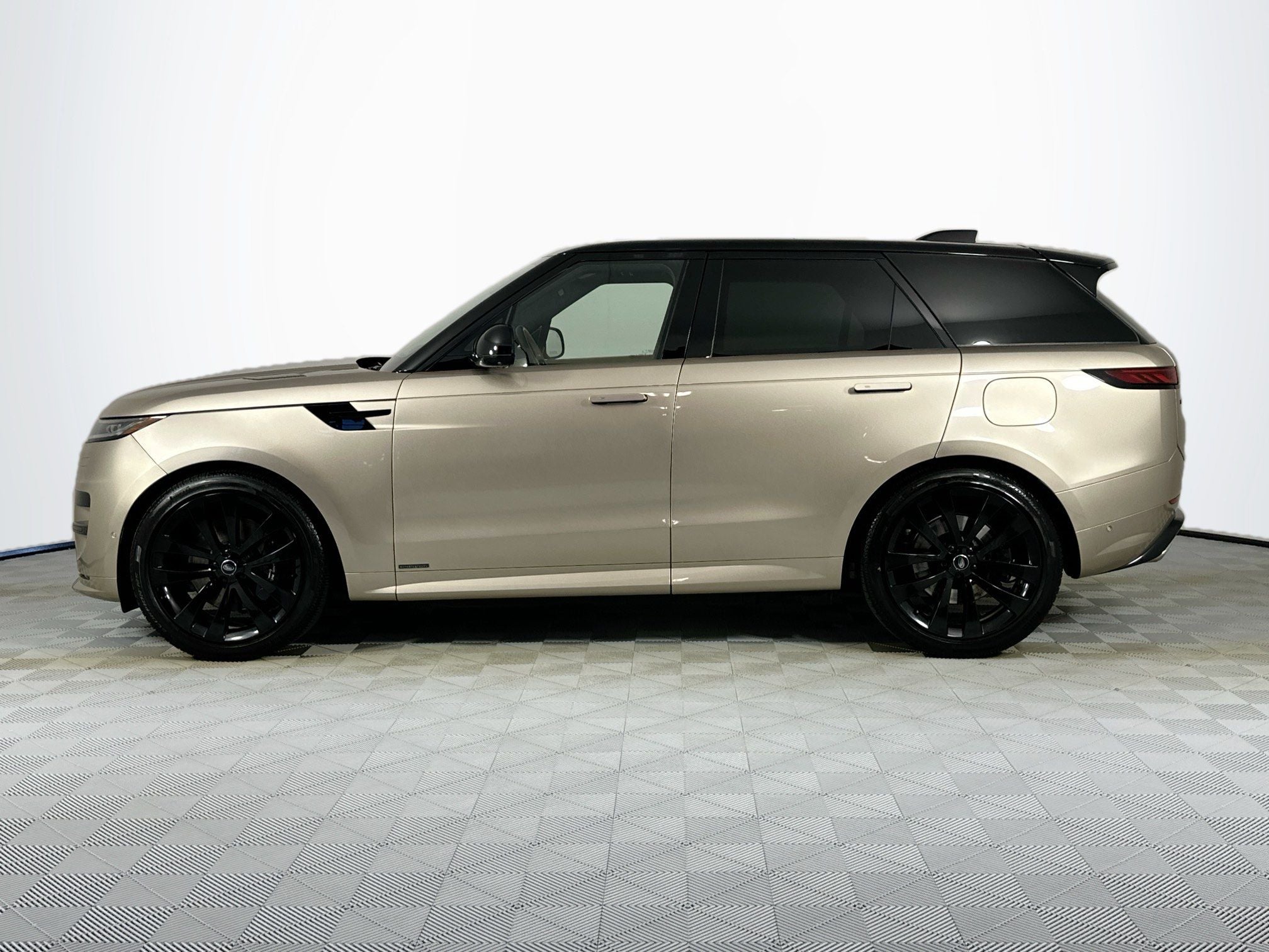 2025 Land Rover Range Rover Sport Plug-in Hybrid Autobiography