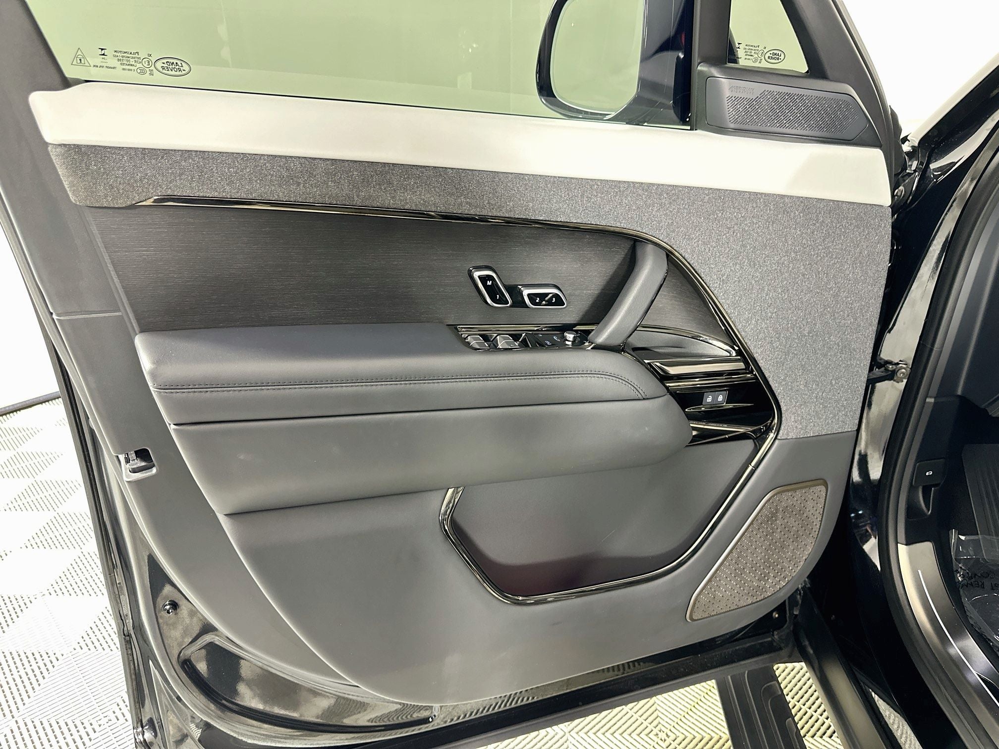 2025 Land Rover Range Rover Sport Dynamic SE