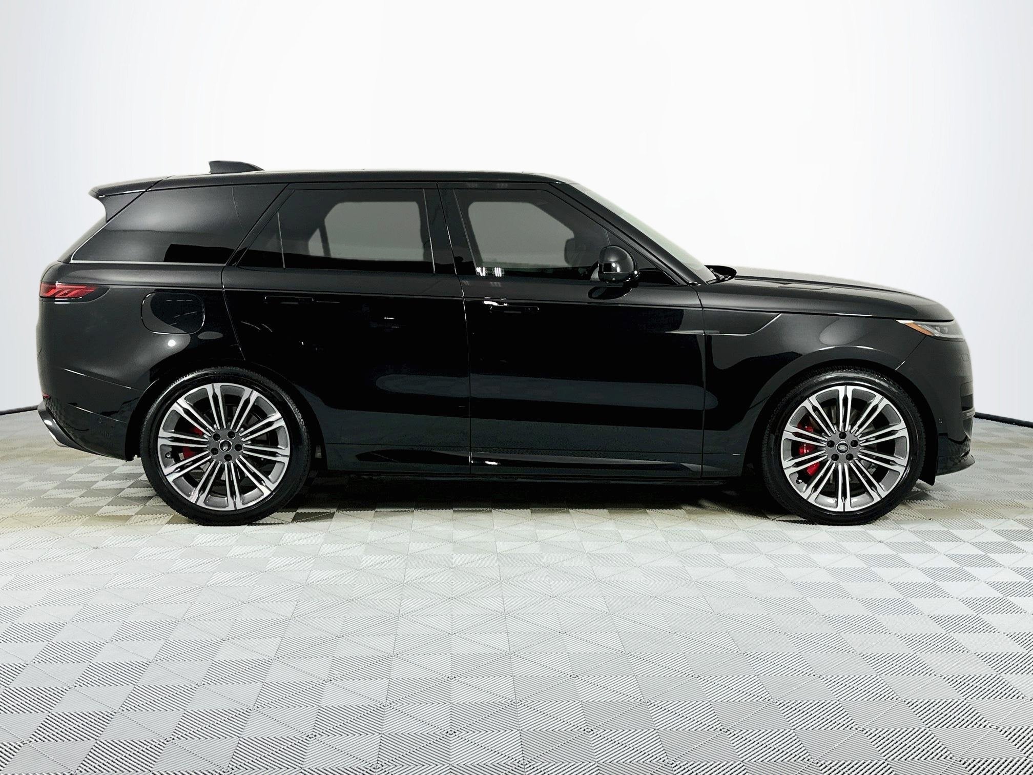 2025 Land Rover Range Rover Sport Dynamic SE