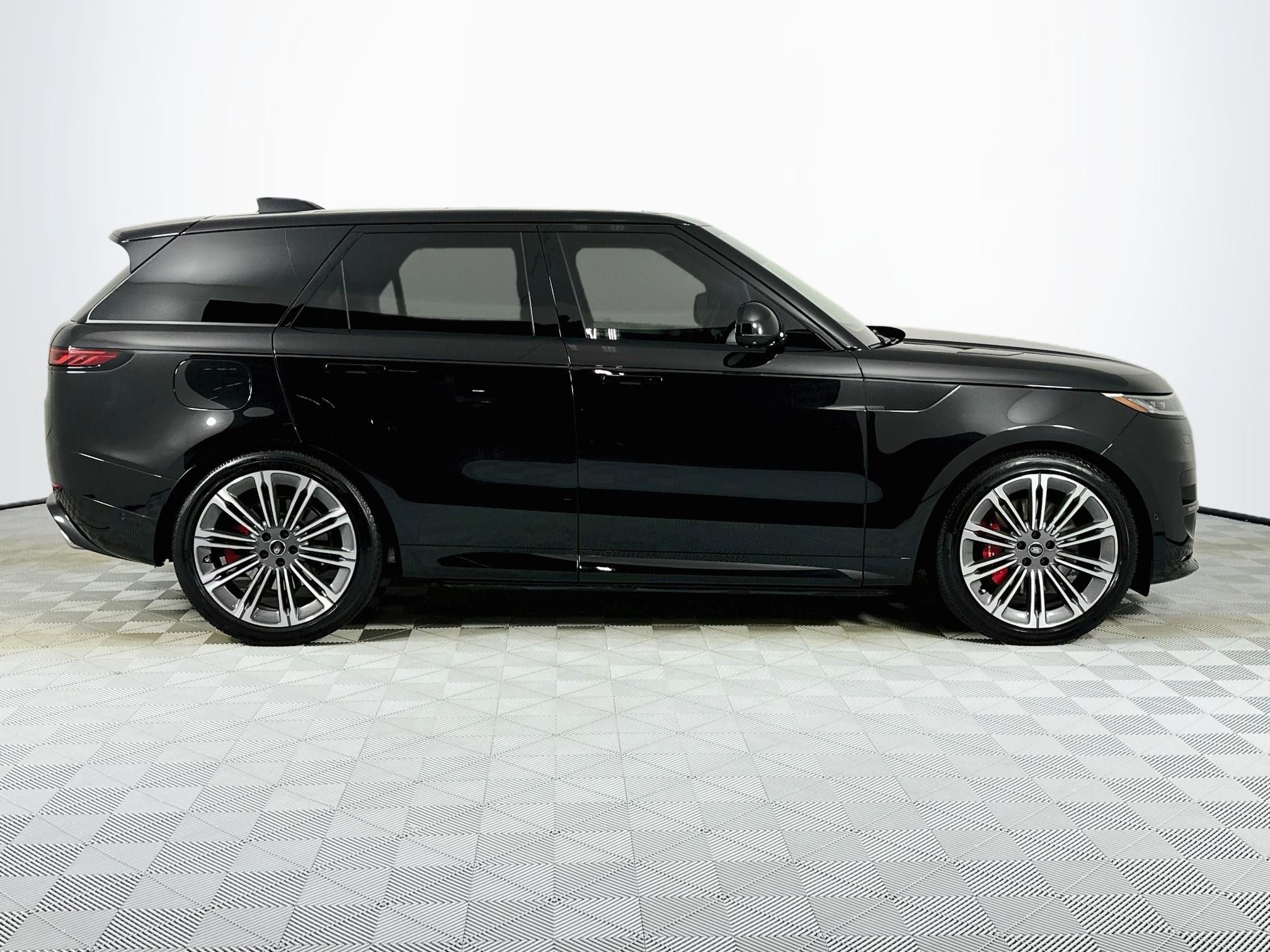 2025 Land Rover Range Rover Sport Dynamic SE