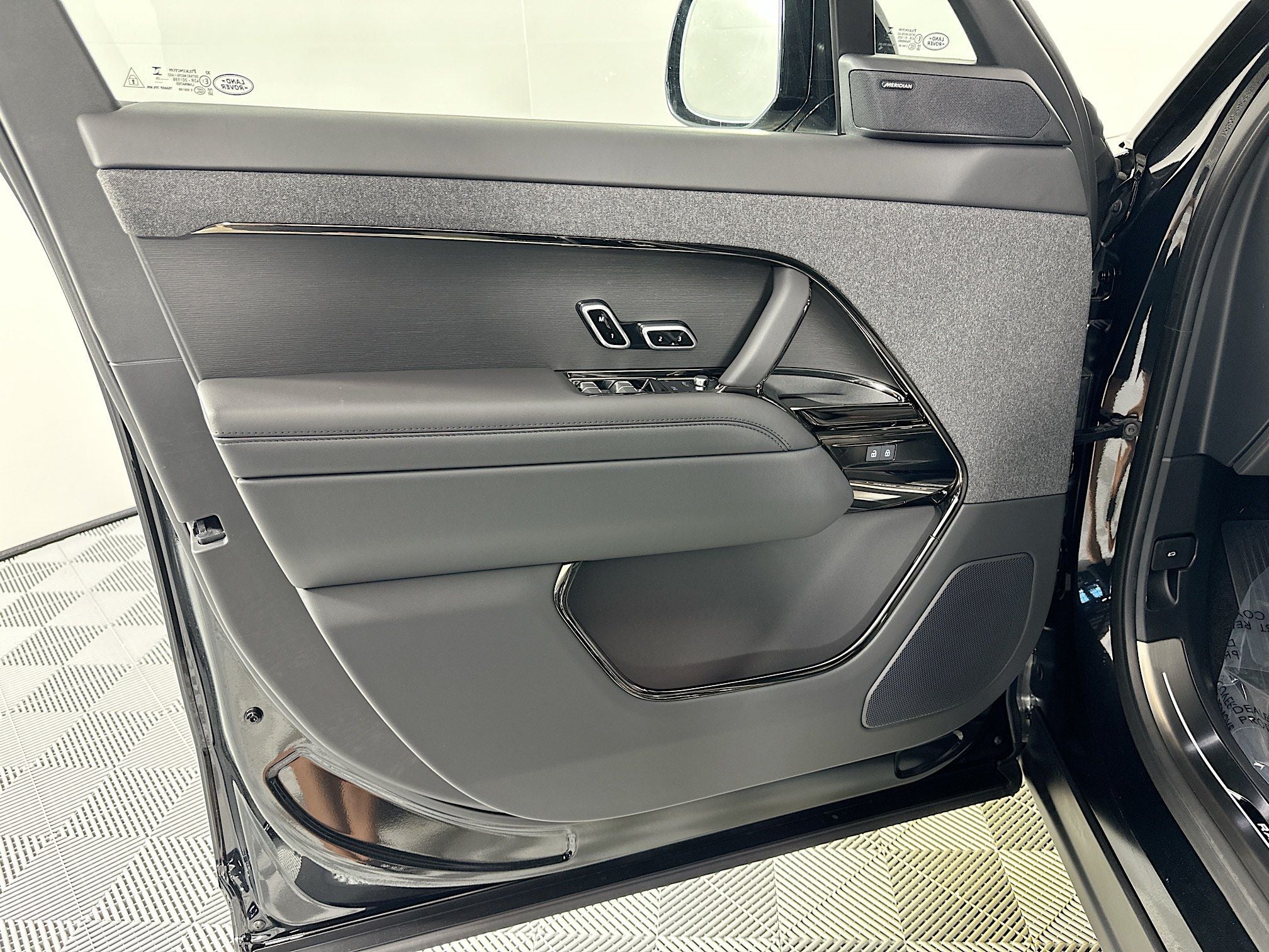 2025 Land Rover Range Rover Sport Dynamic SE