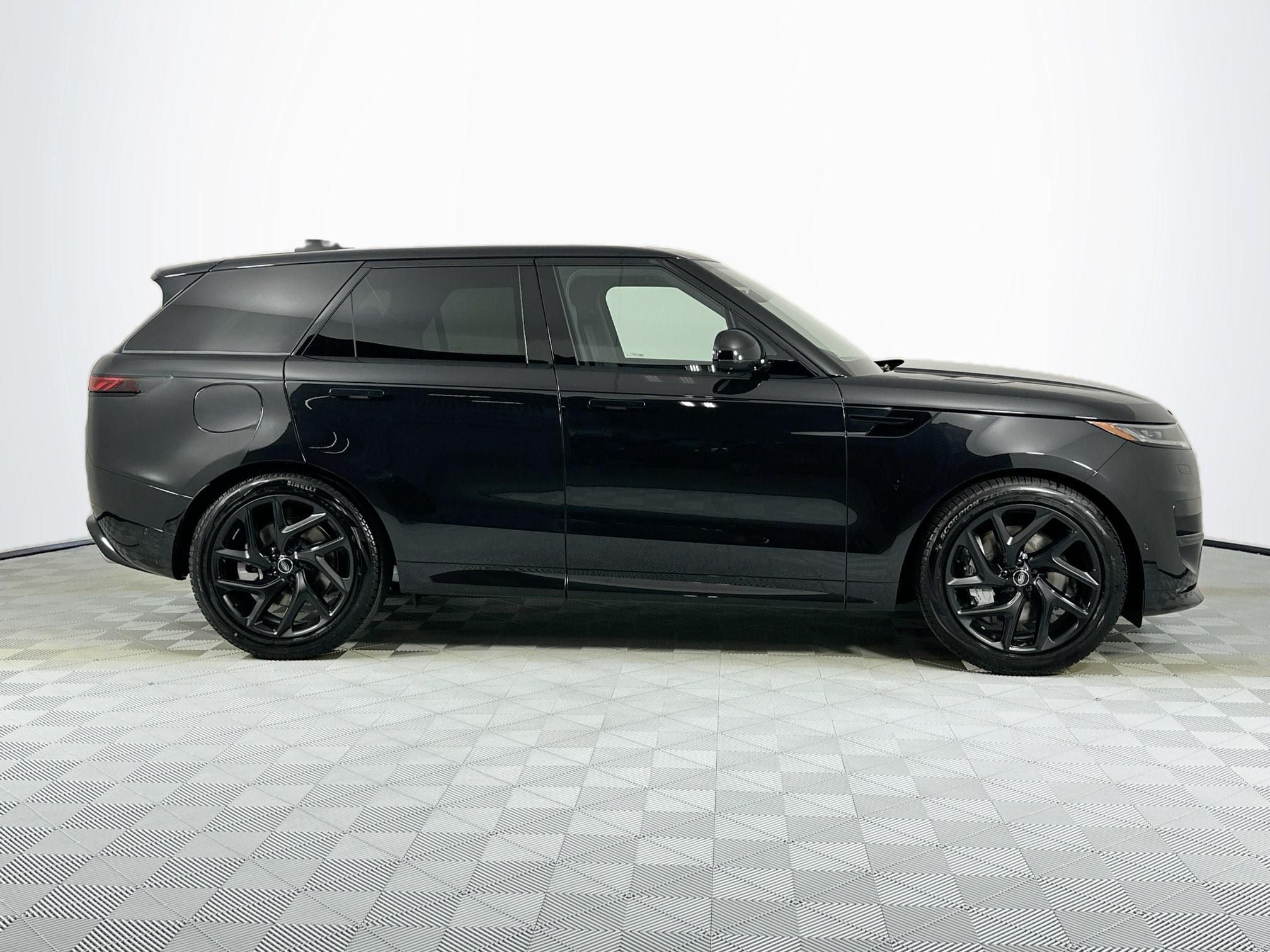 2025 Land Rover Range Rover Sport Dynamic SE