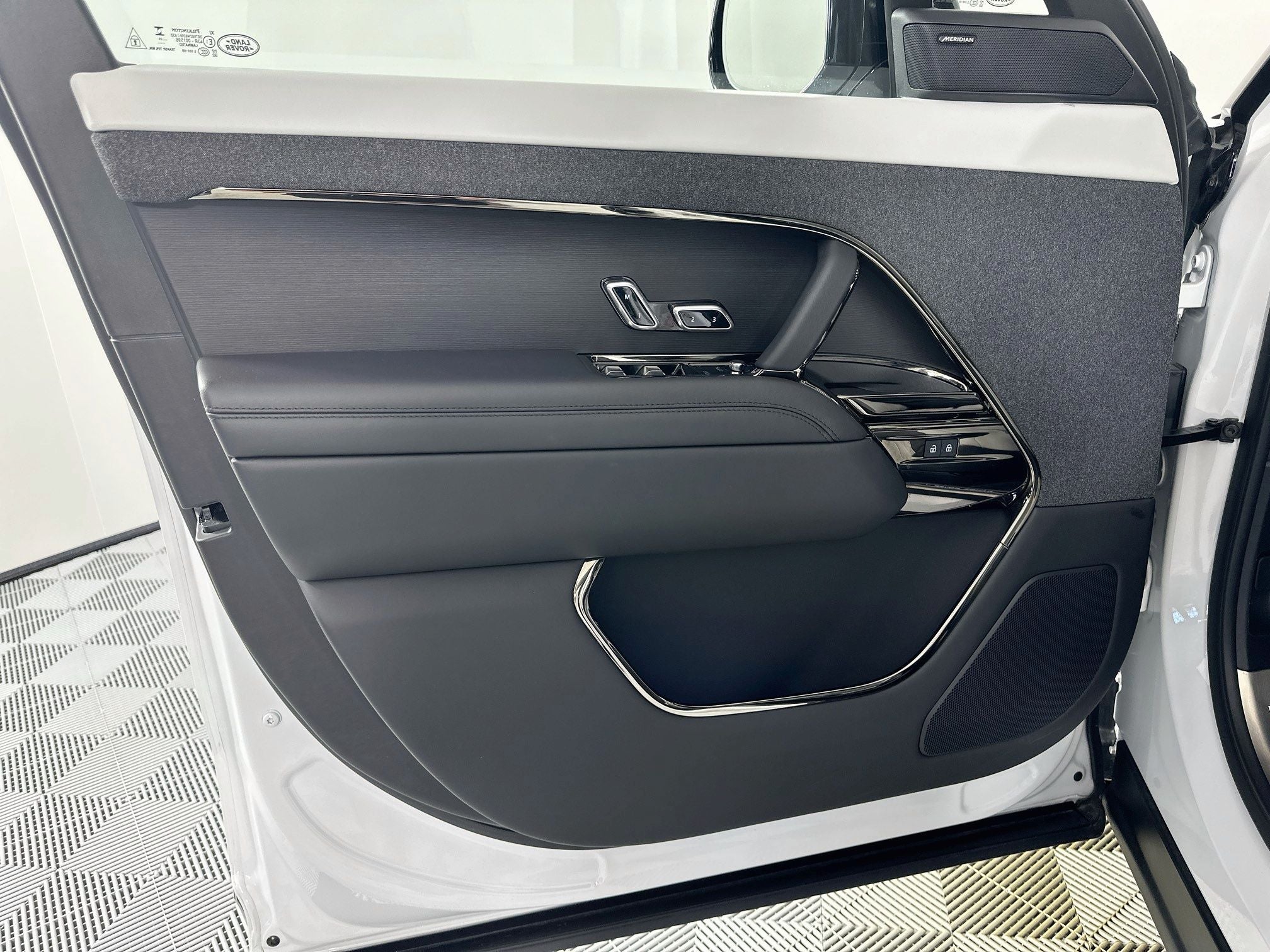 2025 Land Rover Range Rover Sport Dynamic SE